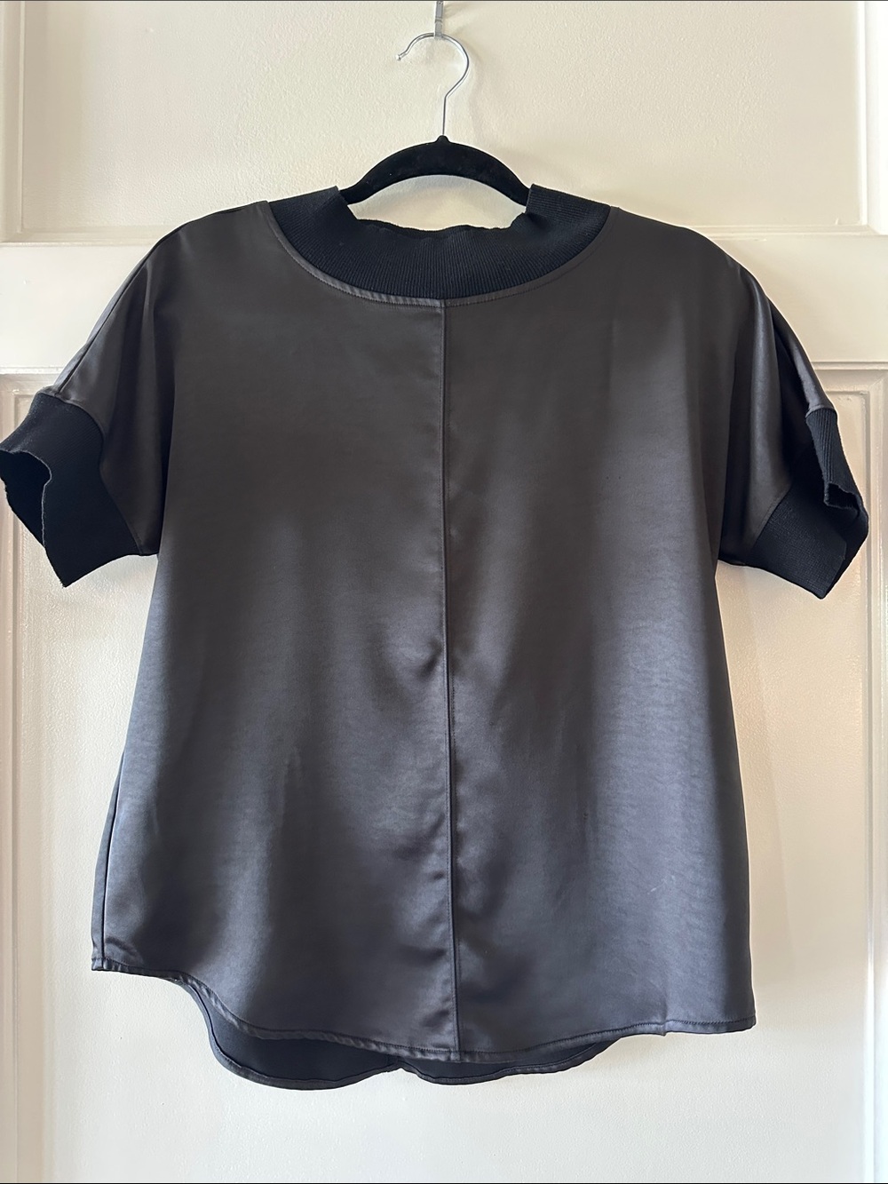 MELISSA NEPTON Black Short-Sleeve Satin-Look Top